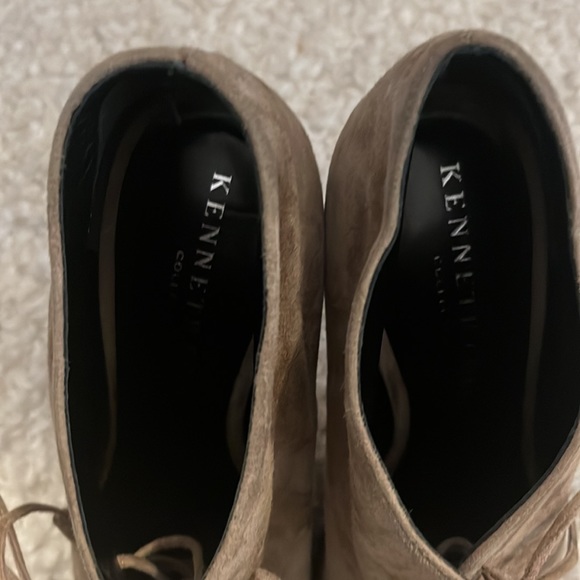 Kenneth Cole Collection Suede booties size 36 - Picture 5 of 5